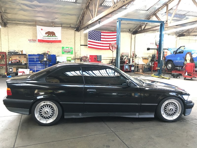 410 Garage in Los Angeles