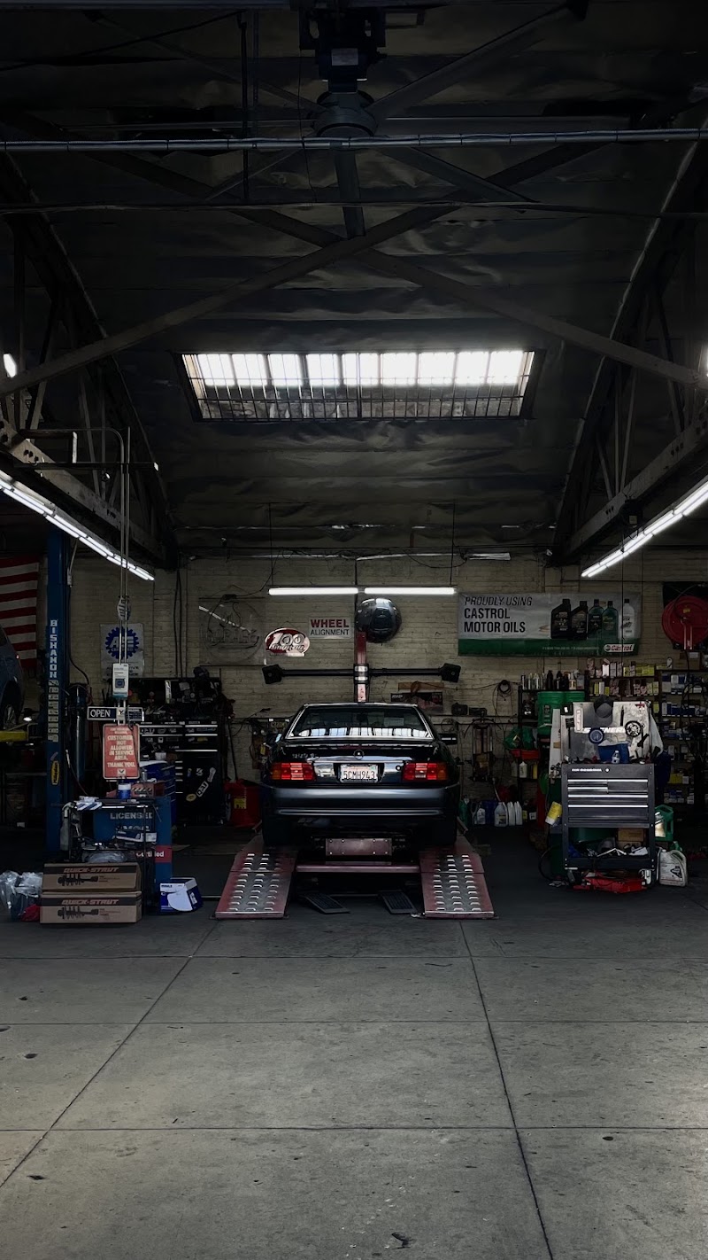 410 Garage in Los Angeles