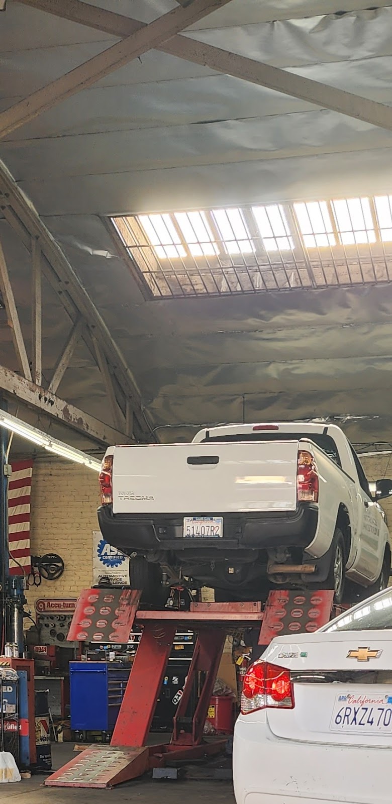 410 Garage in Los Angeles